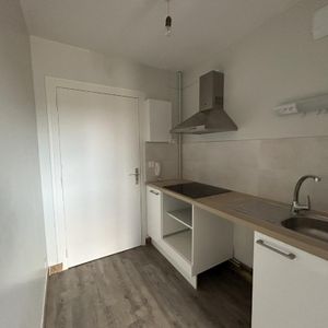 Location Appartement 1 pièce 23m² RIORGES 42153 - Photo 2