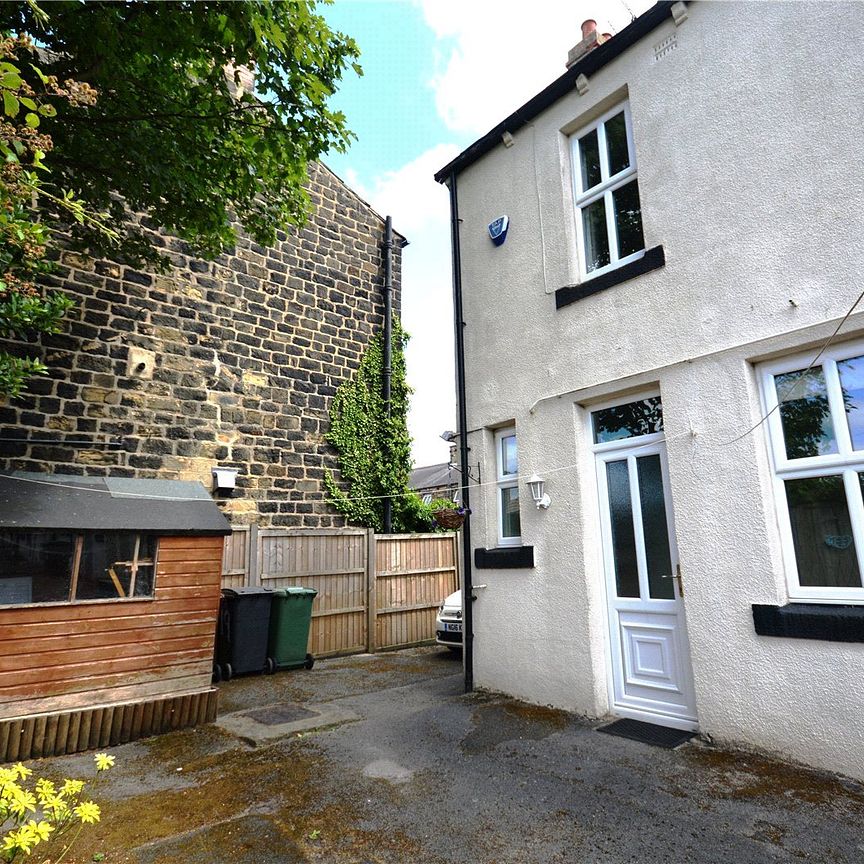 19, Salisbury Place, Calverley, Pudsey, West Yorkshire, LS28 5PX - Photo 1