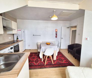 3 bedroom house share to rent - Photo 3