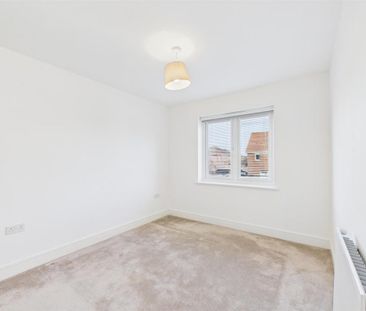 3 bedroom detached house to rent - Photo 5