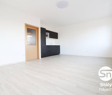 Pronájem bytu 1+kk 35 m² - Fotografie 1