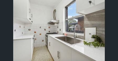 Furnished Boarding Rooms Opposite Concord Oval - Photo 2