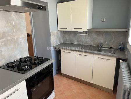 Maison de ville P2 avec cour et cave, - Photo 4