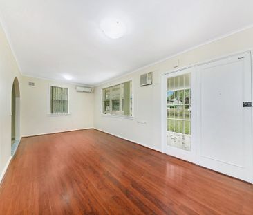 Low Maintenance 3-Bedroom Home - Photo 3