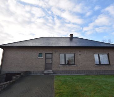 Ruim landhuis met 3 slaapkamers en tuin in Meerdonk - Photo 1