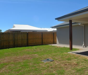 5 Downs Street, GLENVALE - Photo 2