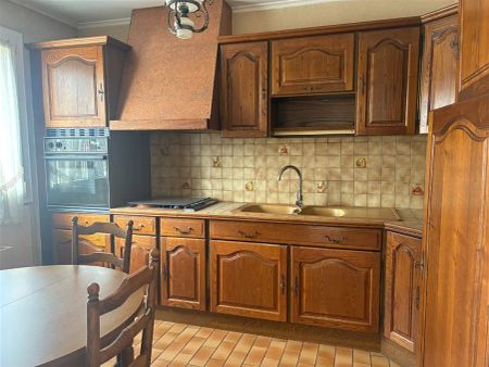 Location maison 3 pièces - 77.64m² à Trouy (18570) - Photo 3