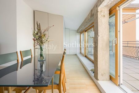 Attico arredato con terrazzo in zona Sant'Agostino - Photo 3