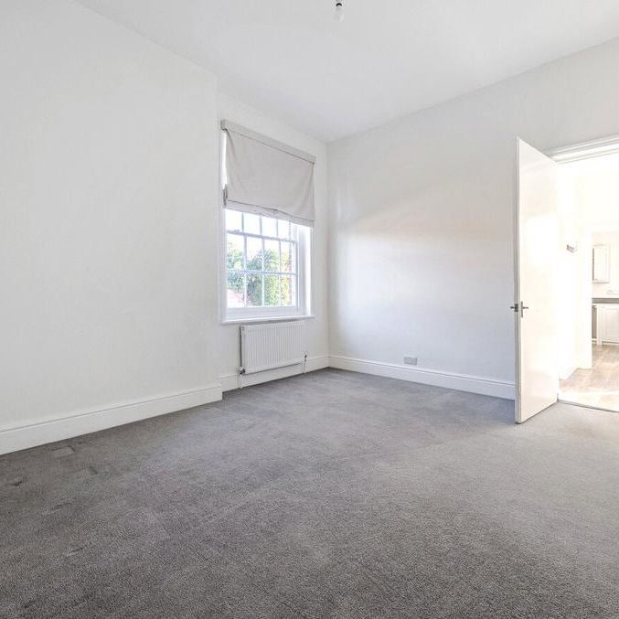 4 bedroom detached house to rent - Photo 1