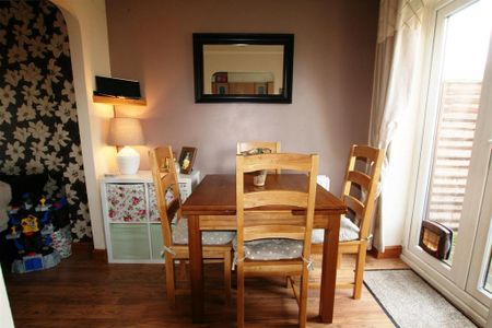 2 bedroom house to rent - Photo 3