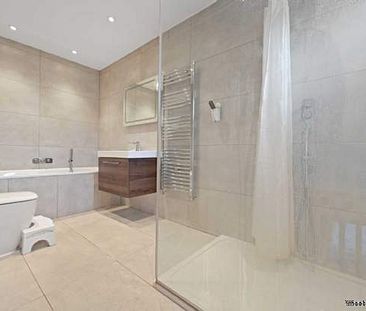 4 bedroom property to rent in London - Photo 2