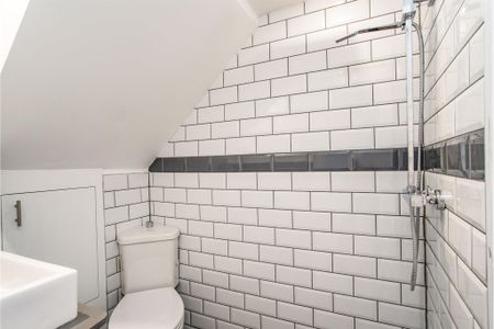 East Street, Chesham - Photo 2