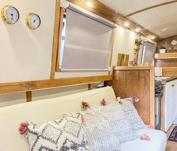 1 Bed House Boat, Lark Row, E2 - Photo 1