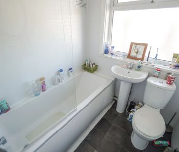 To Rent Oates Road, Ensbury Park, Bournemouth, BH9 £1,395 pcm Tenan... - Photo 5