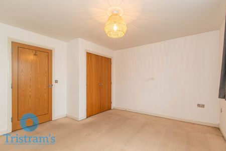 1 bed Flat for Rent - Photo 2