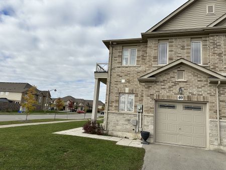 For Lease - 40 Kingsborough Dr Drive, Hamilton, Ontario - Photo 5