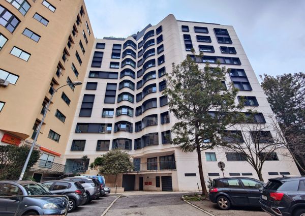 Apartamento T1 para arrendamento em Lisboa, Algés