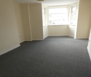 Lytham Road Flat 2 - Photo 6