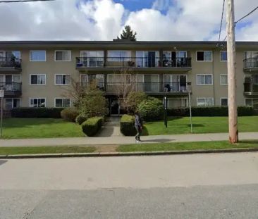 Brooks Manor | 420 7th Street, New Westminster - Photo 1