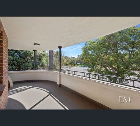 2/111 Winthrop Avenue, Nedlands, WA 6009 - Photo 3