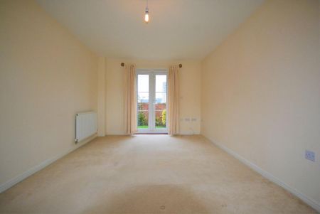 3 bedroom detached house to rent - Photo 3