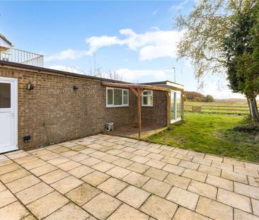 A superb detached four bedroom home with stunning views over the su... - Photo 4