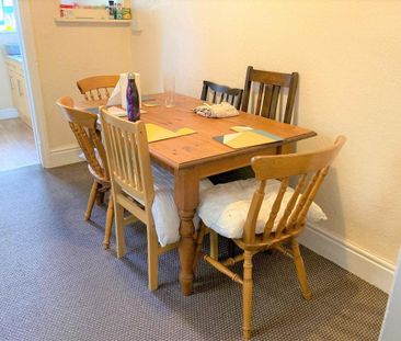 4 bedroom private hall to rent - Photo 4