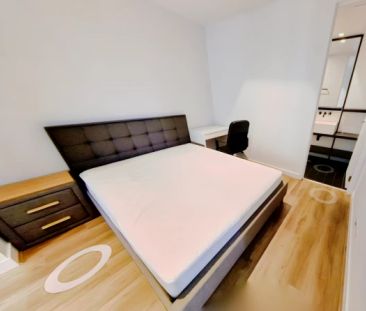 2B1B - secondary bedroom - Photo 6