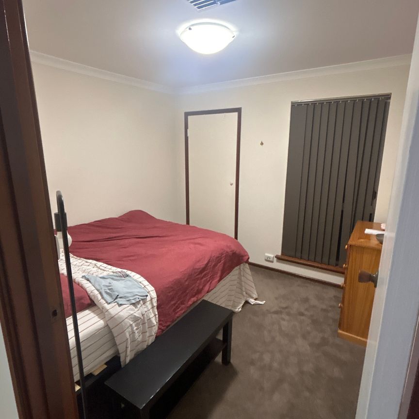 Girrawheen - Photo 2