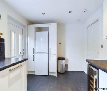 2 bedroom property to rent in Glasgow - Photo 6