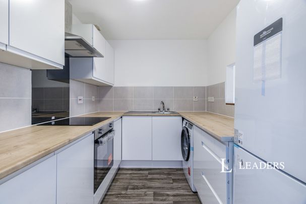 2 bedroom apartment to rent Eleonora Terrace, Lind Road, Sutton, SM1 - Photo 1