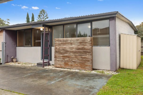 “Low-maintenance beach lifestyle” - Photo 1