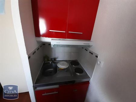 Location Appartement 1 pièce 10m² CHAMBRAY LES TOURS 37170 - Photo 3