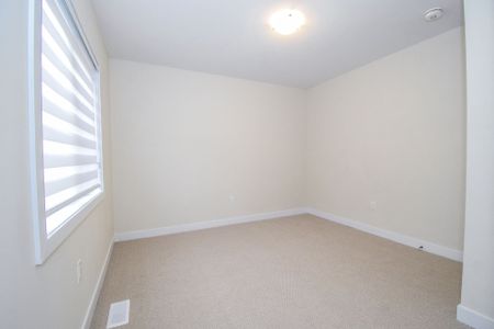 For Lease - 22 Stern Drive, Welland, Ontario - Photo 4