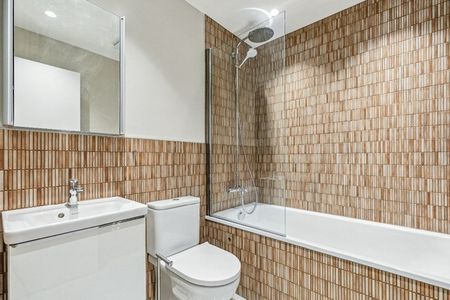 2 Bed Flat, St. Leonards Road, SW14 - Photo 3