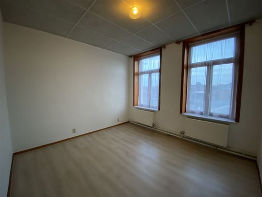 Bel appartement de +/- 56m² au 1er étage avec 1 chambre - Foto 1