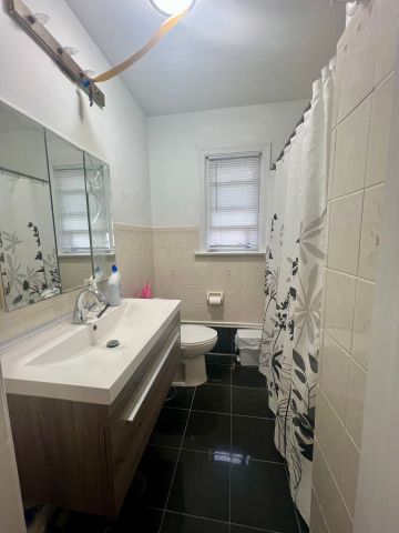 For Lease - 1024 Ogden Avenue, Mississauga, Ontario - Photo 3