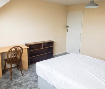 4 bedroom house to rent - Photo 3