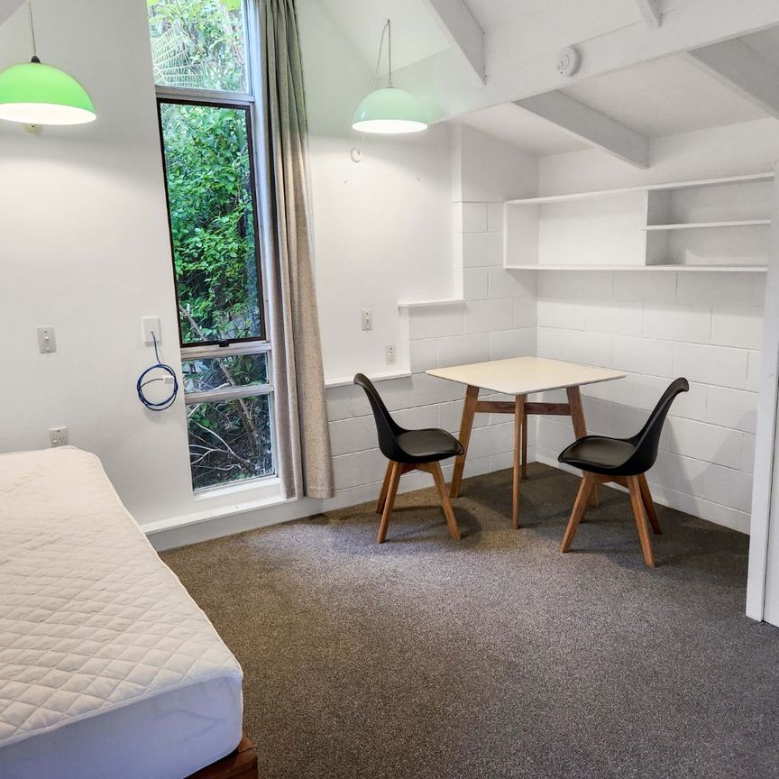 Kelson Living - Photo 1