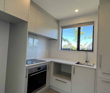 Somerfield - Photo 2