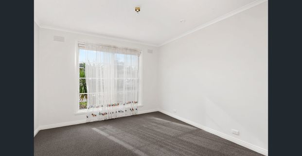 Convenience With A Touch Of Serenity - Photo 1