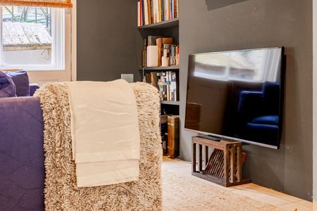 4 Bed Terraced House, Gifford Street, N1 - Photo 2