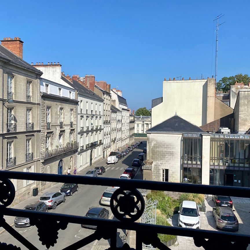 A Louer - Nantes CathÉdrale - Appartement 6 Pièces De 125 M² - Photo 1