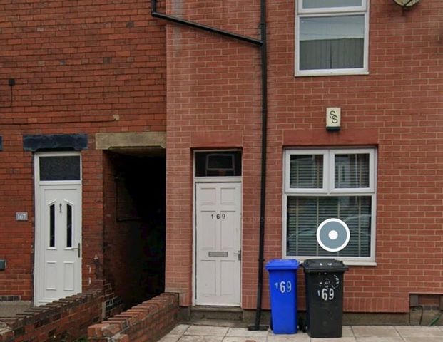 3 Bed Terraced House, Rushdale Road, S8 - Photo 1