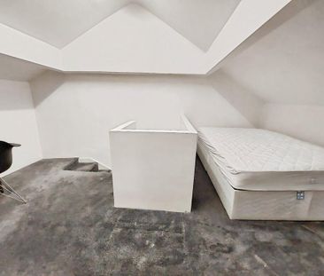 4 bedroom end of terrace house to rent - Photo 5