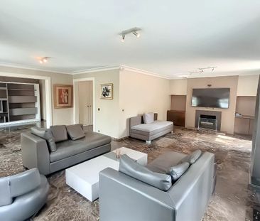 À louer - Magnifique maison Individuelle avec Piscine à Collonge-Be... - Photo 2