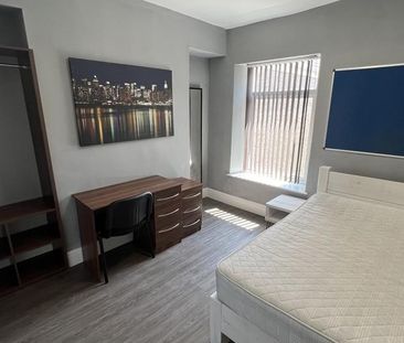 4 bedroom house share to rent - Photo 4