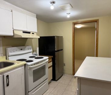 For Lease - 14 Richardson Drive Unit# Bsmt, Aurora, Ontario - Photo 1