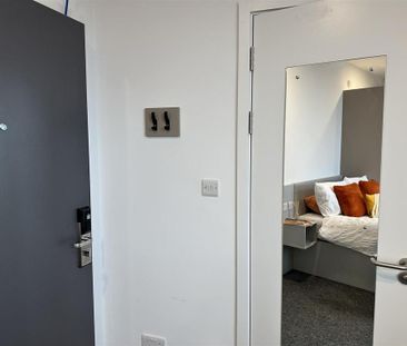 Studio to rent - Photo 5