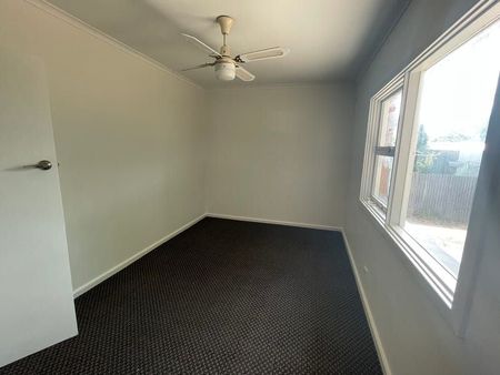 13 Elizabeth Road, Christie Downs - Photo 5